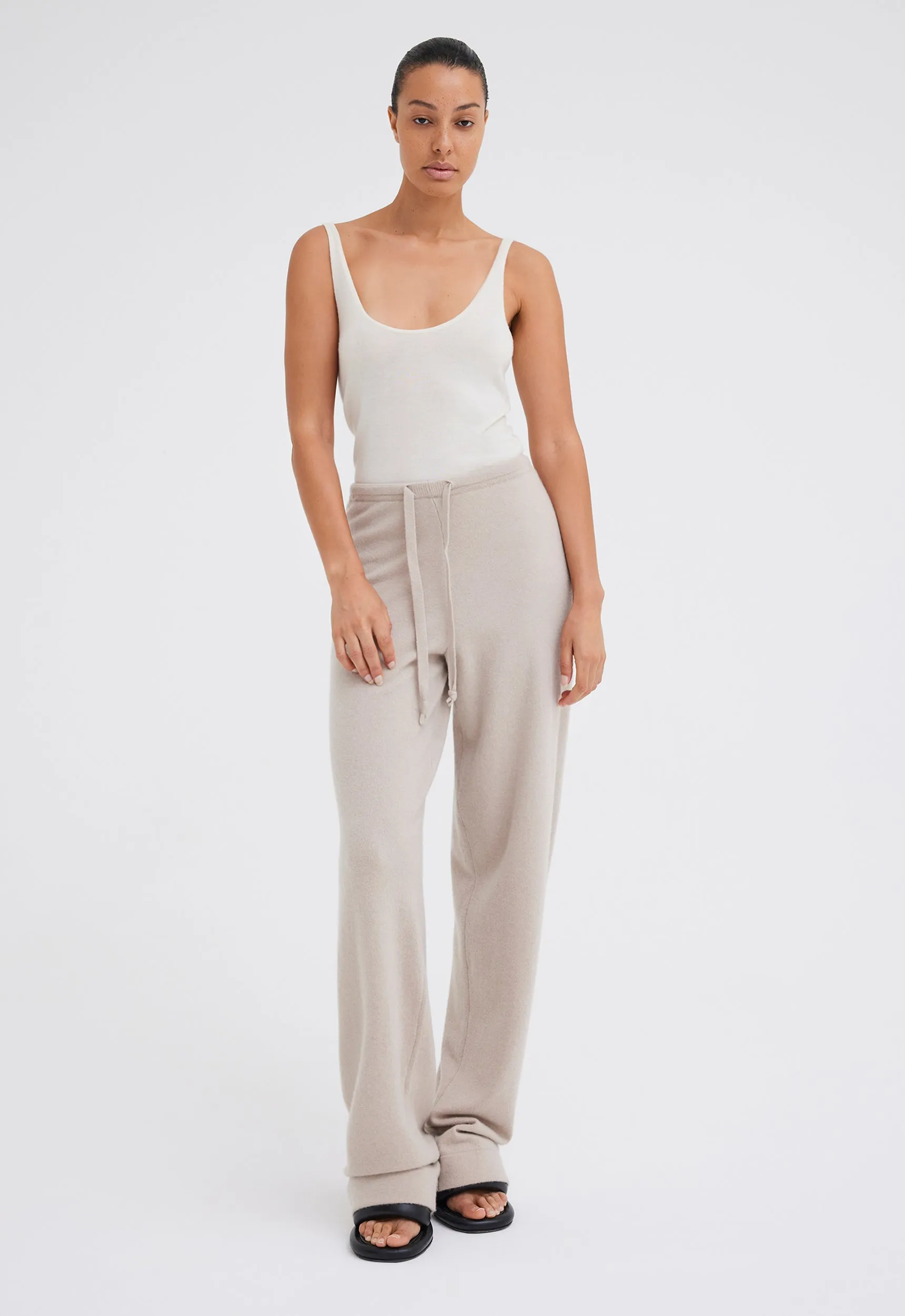 Dova Cashmere Pant - Flaxen Beige