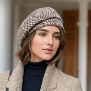 Elegant Winter Wool Beret