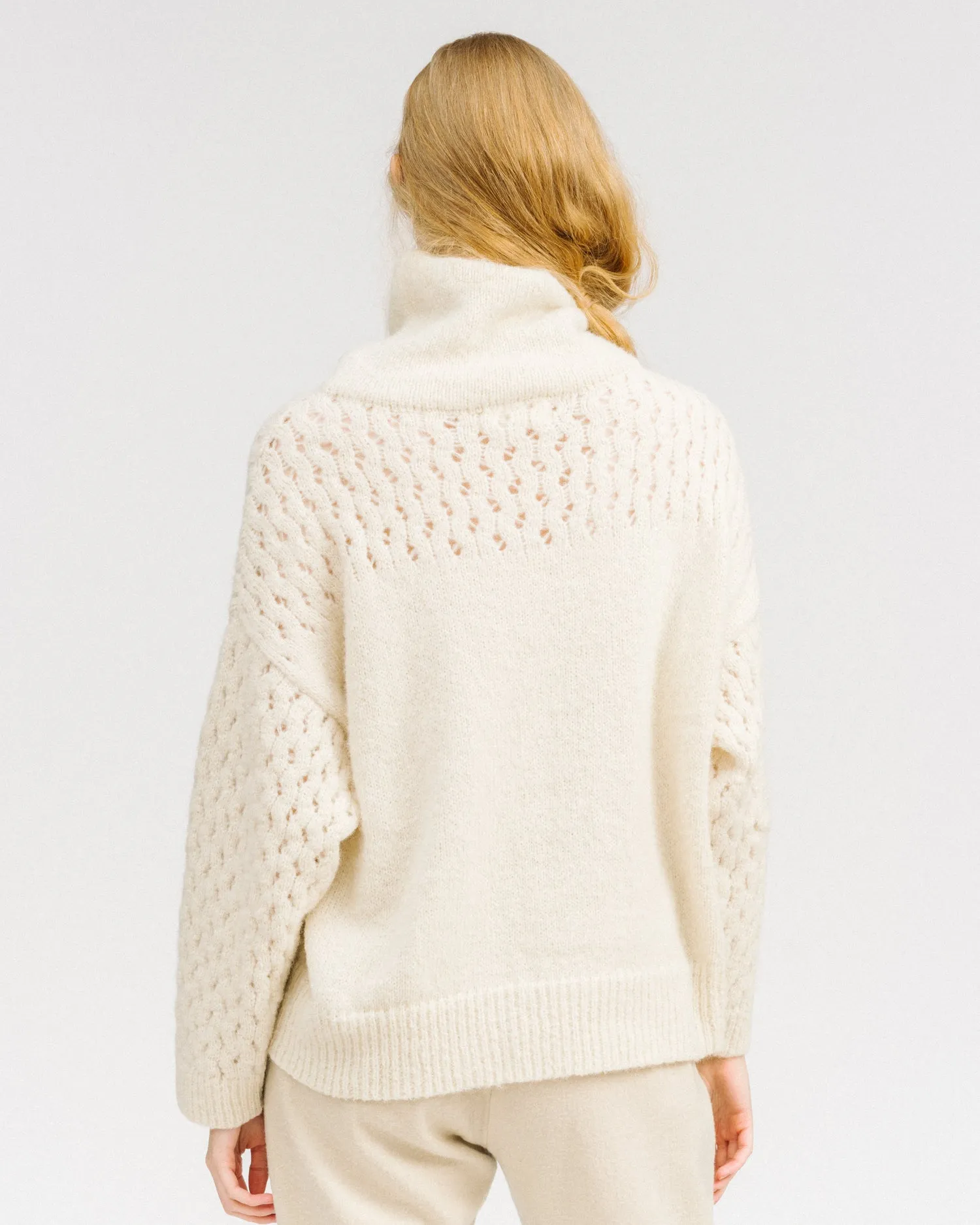 Lace sleeve turtleneck in white