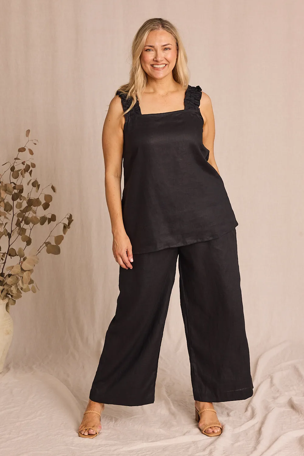 Liliana Wide Leg Linen Pant in Black