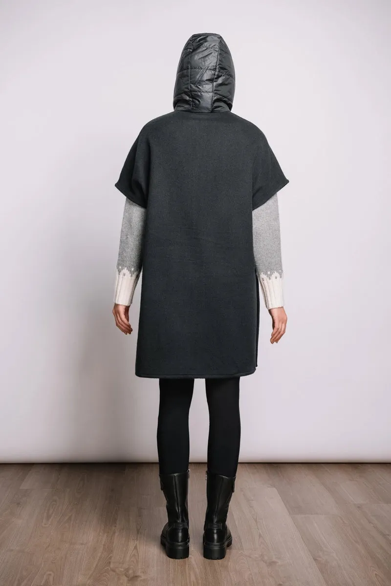 Nilla Wool Cape