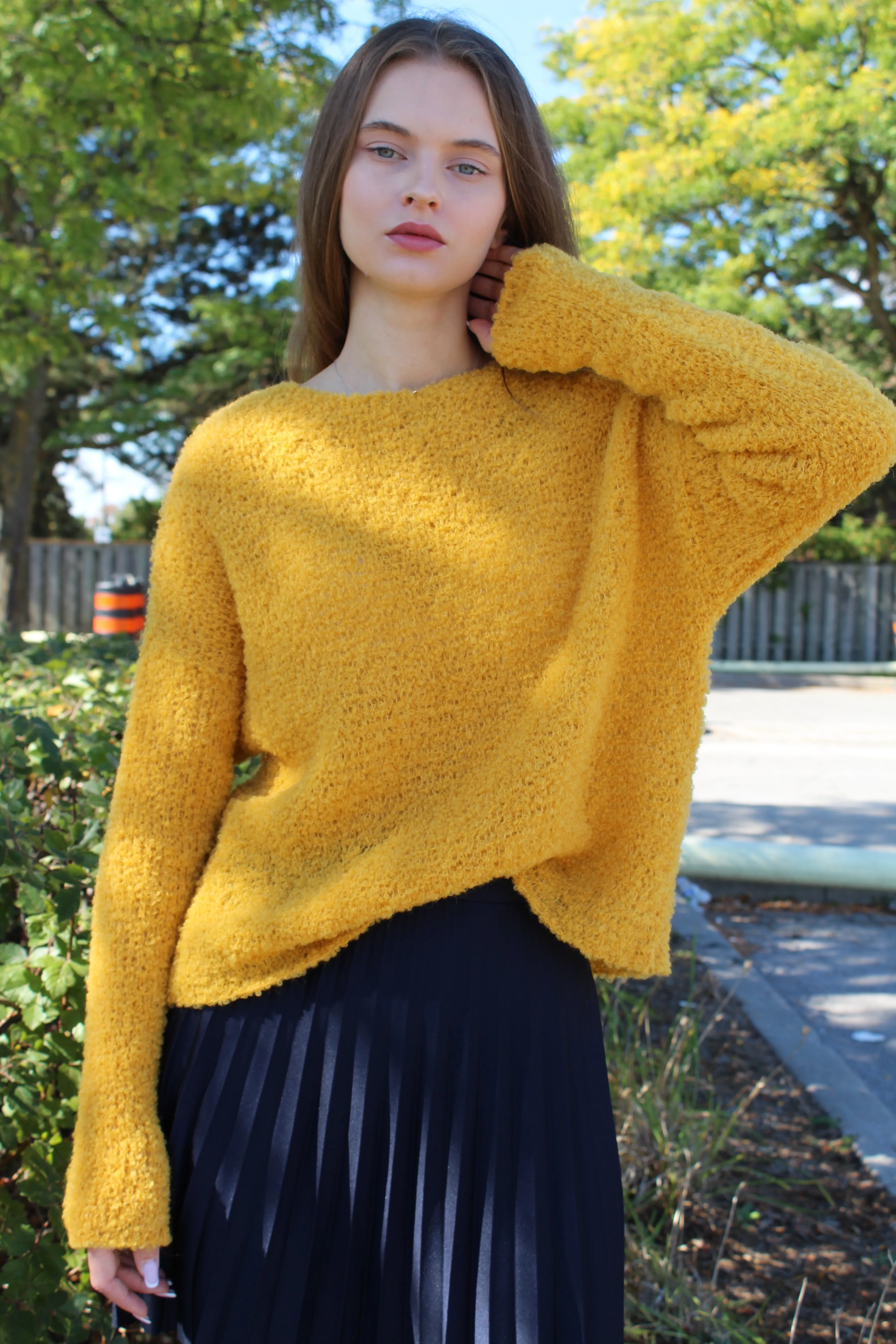 Peruvian alpaca wool sweater pullover.