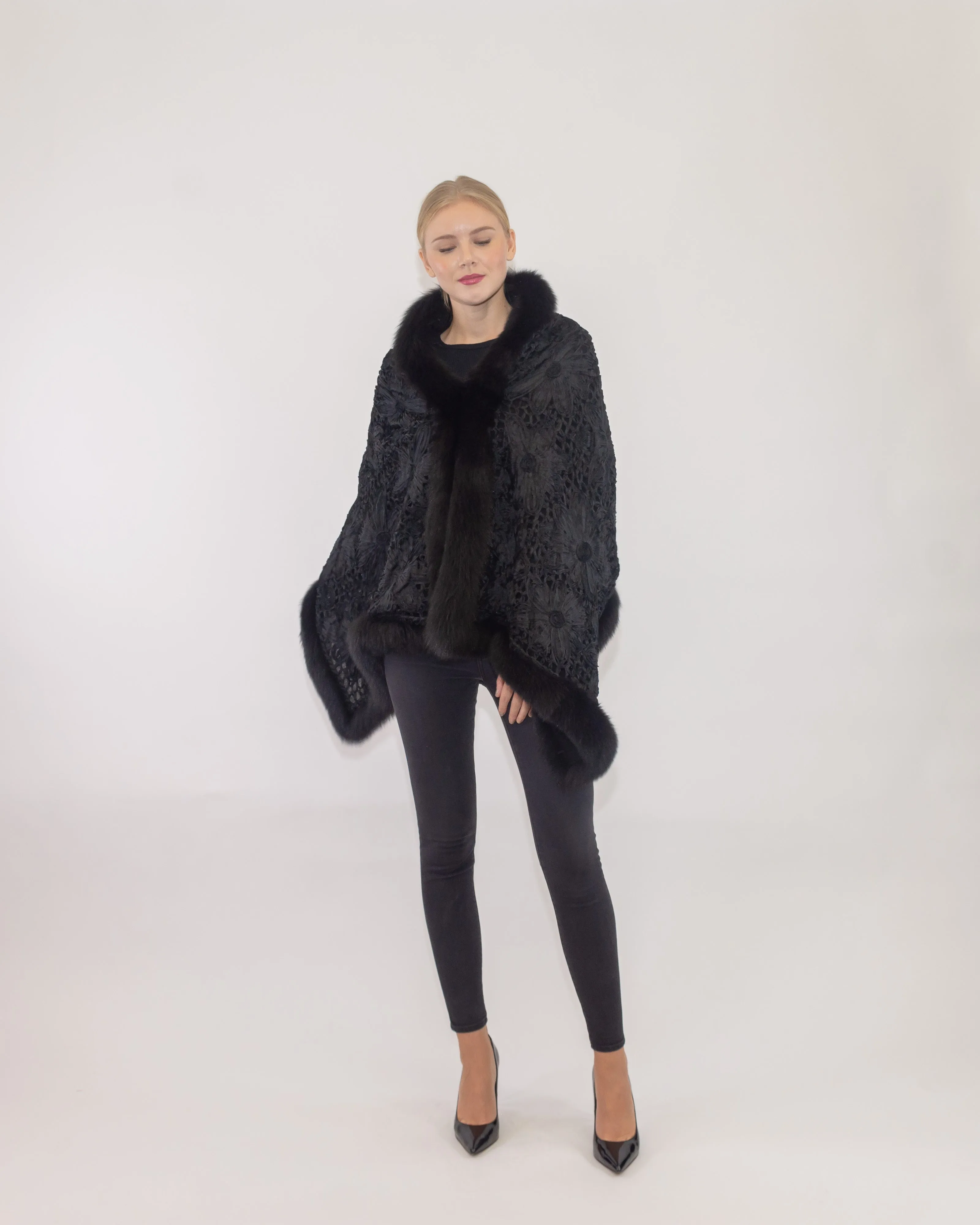 SAYDA - Knitted Silk Design Cape with Fox Trim